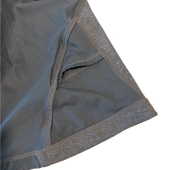 Lululemon Athletica Gray Adjustable Bra Side Detail Tank Top Size 4 - Picture 6 of 13